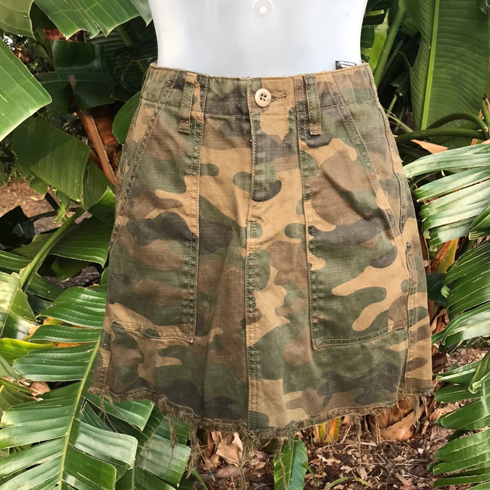 Blank nyc Camo cargo skirt